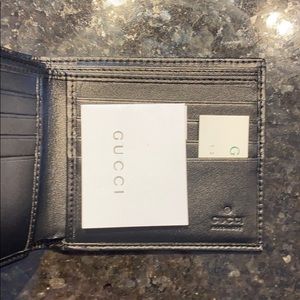 gucci wallet poshmark